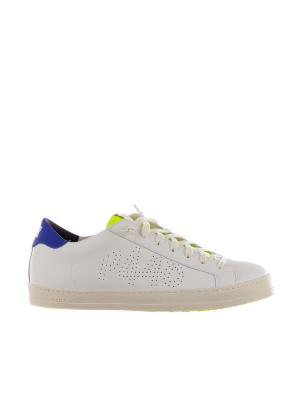 P448 sneaker in pelle con logo traforato da uomo