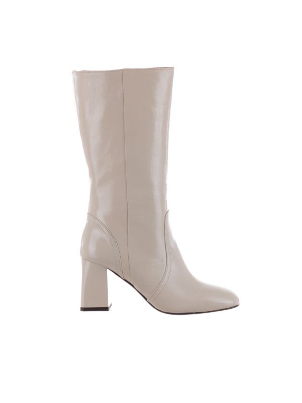 Tiffi stivale in nappa lucida con punta squadrata da donna