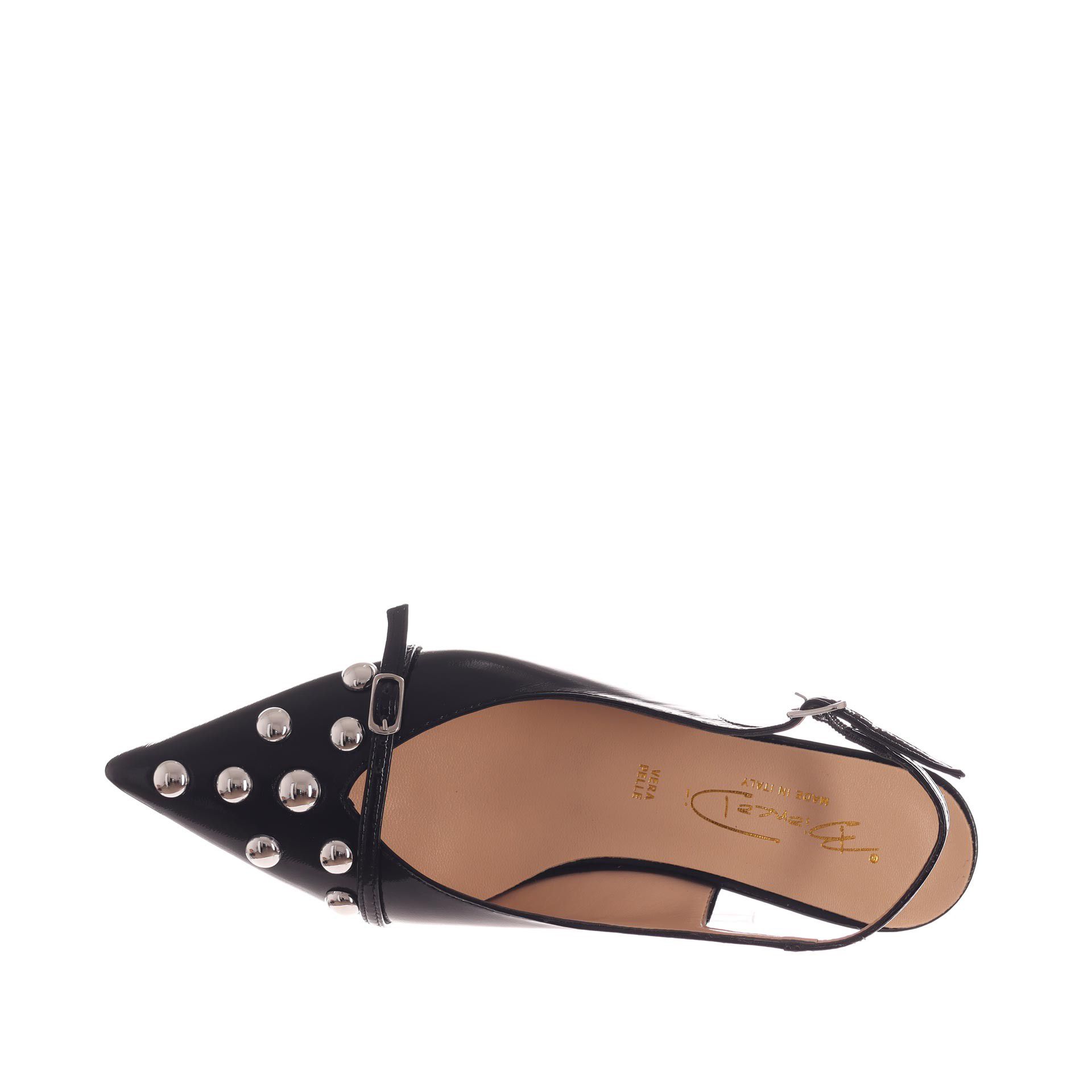 Bianca di décolleté slingback in vernice con borchie da donna