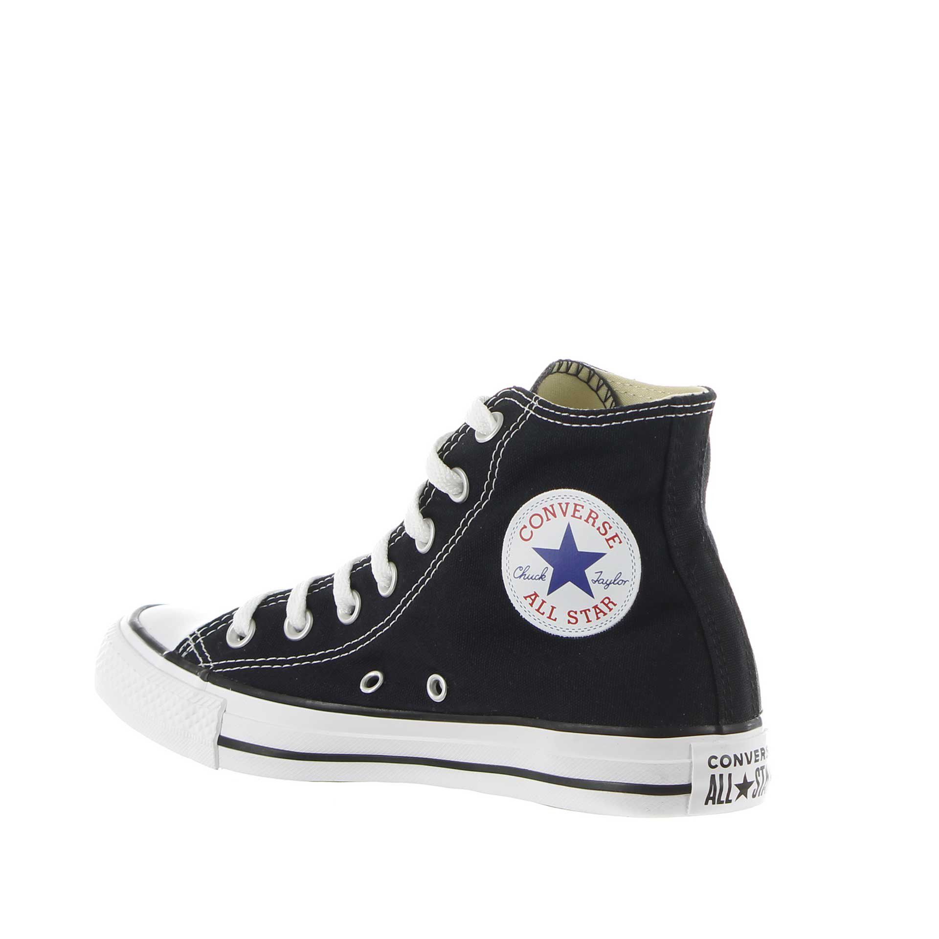 converse sneaker with star