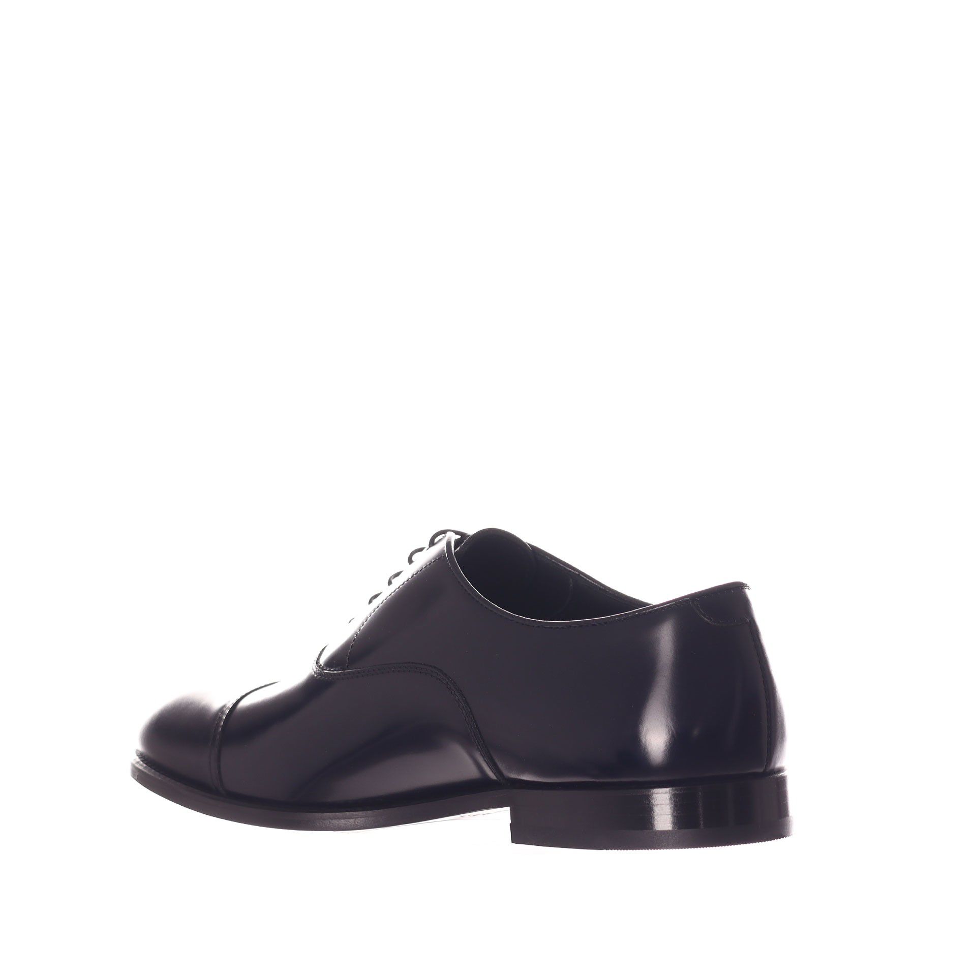 Doucal's stringata oxford in pelle da uomo