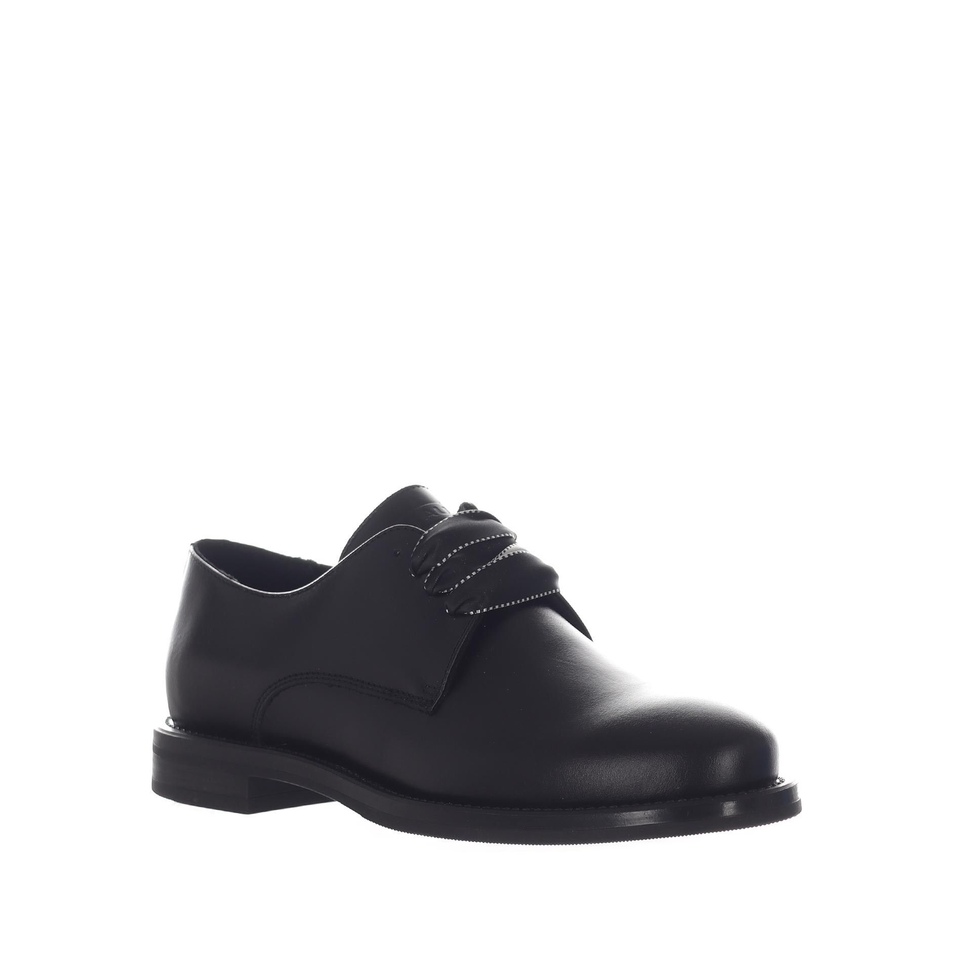 Frau stringata in pelle da donna