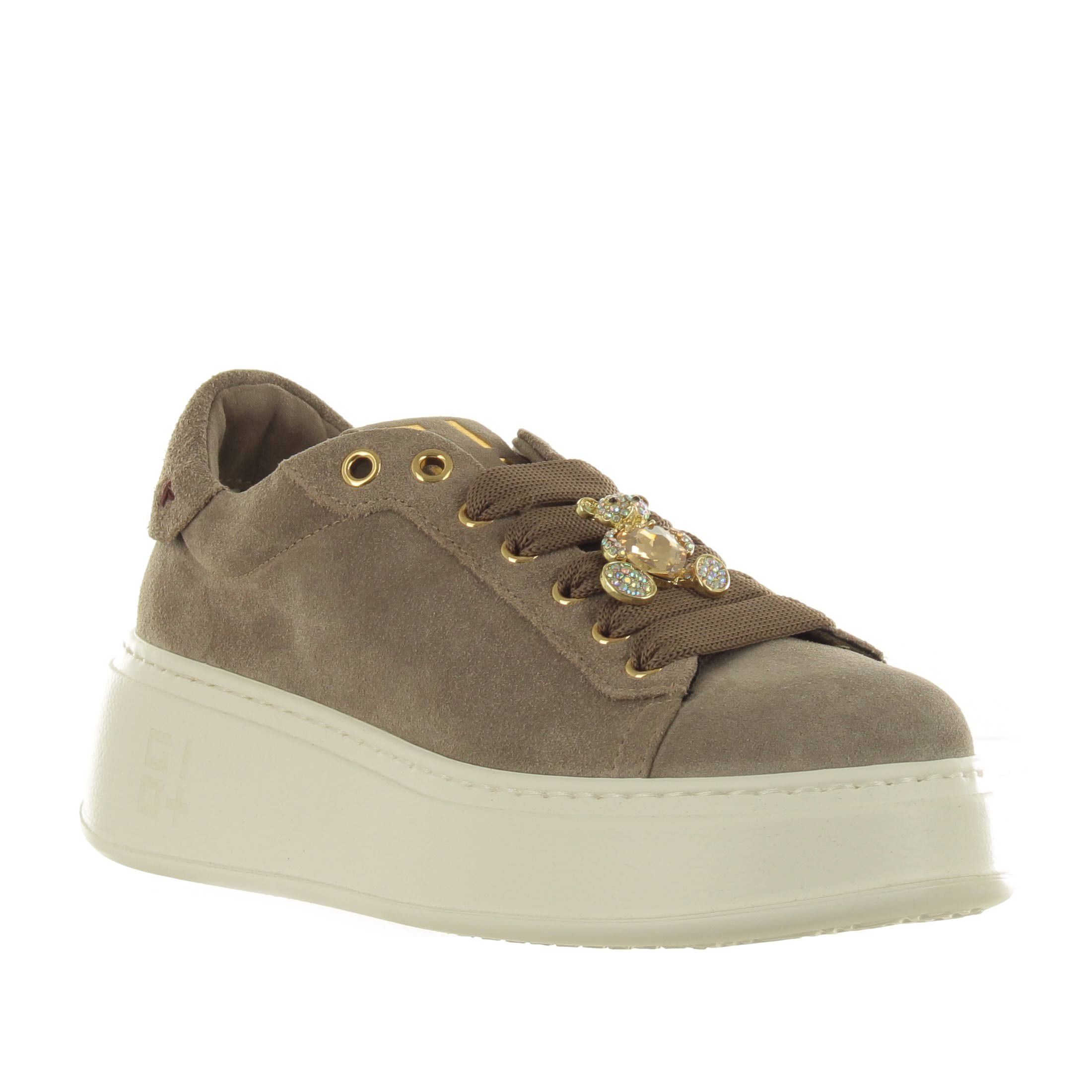 Gio+ sneaker in camoscio con dettaglio gioiello da donna