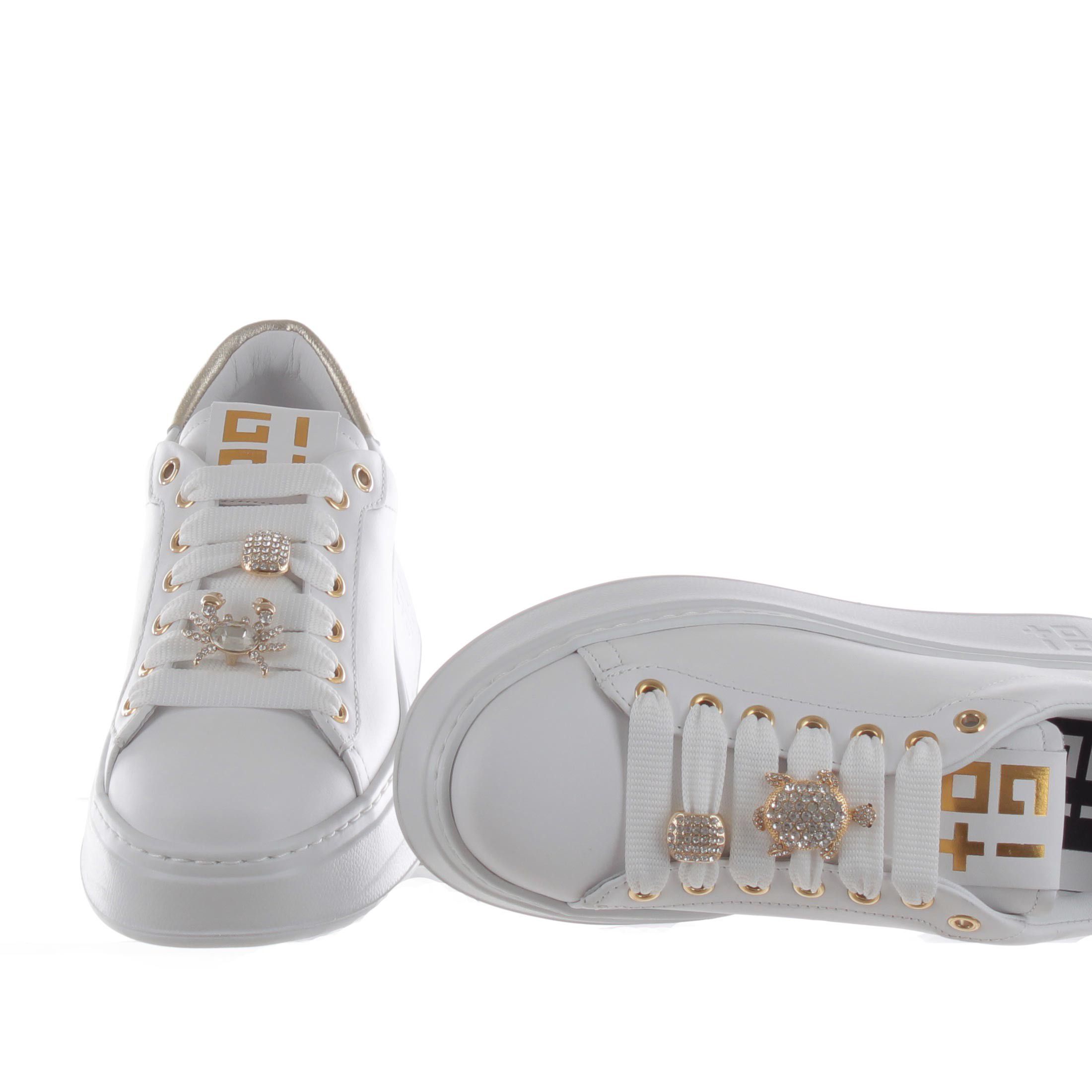 Gio+ sneaker in pelle con accessorio gioiello da donna