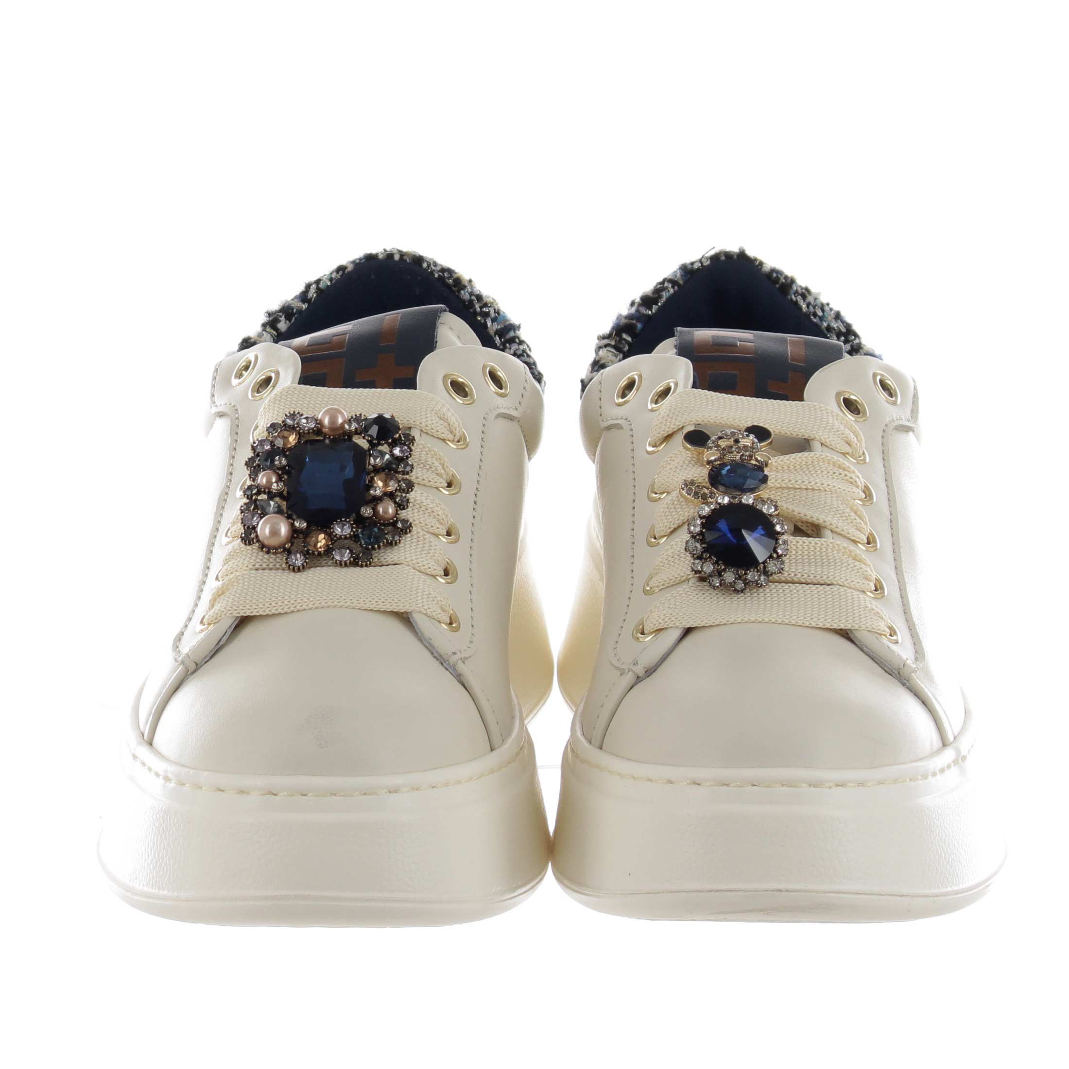 Gio+ sneaker in pelle con dettaglio gioiello da donna