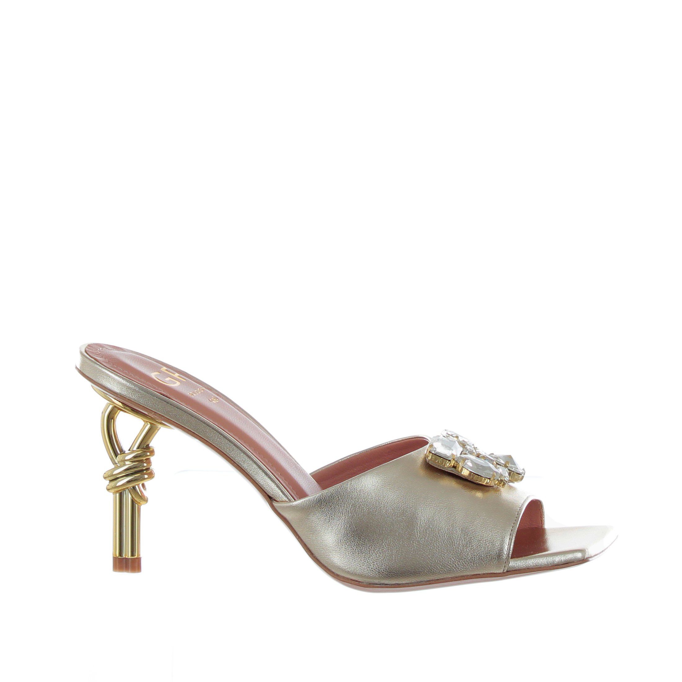 G.p. per noy sandalo laminato in pelle con gioiello da donna