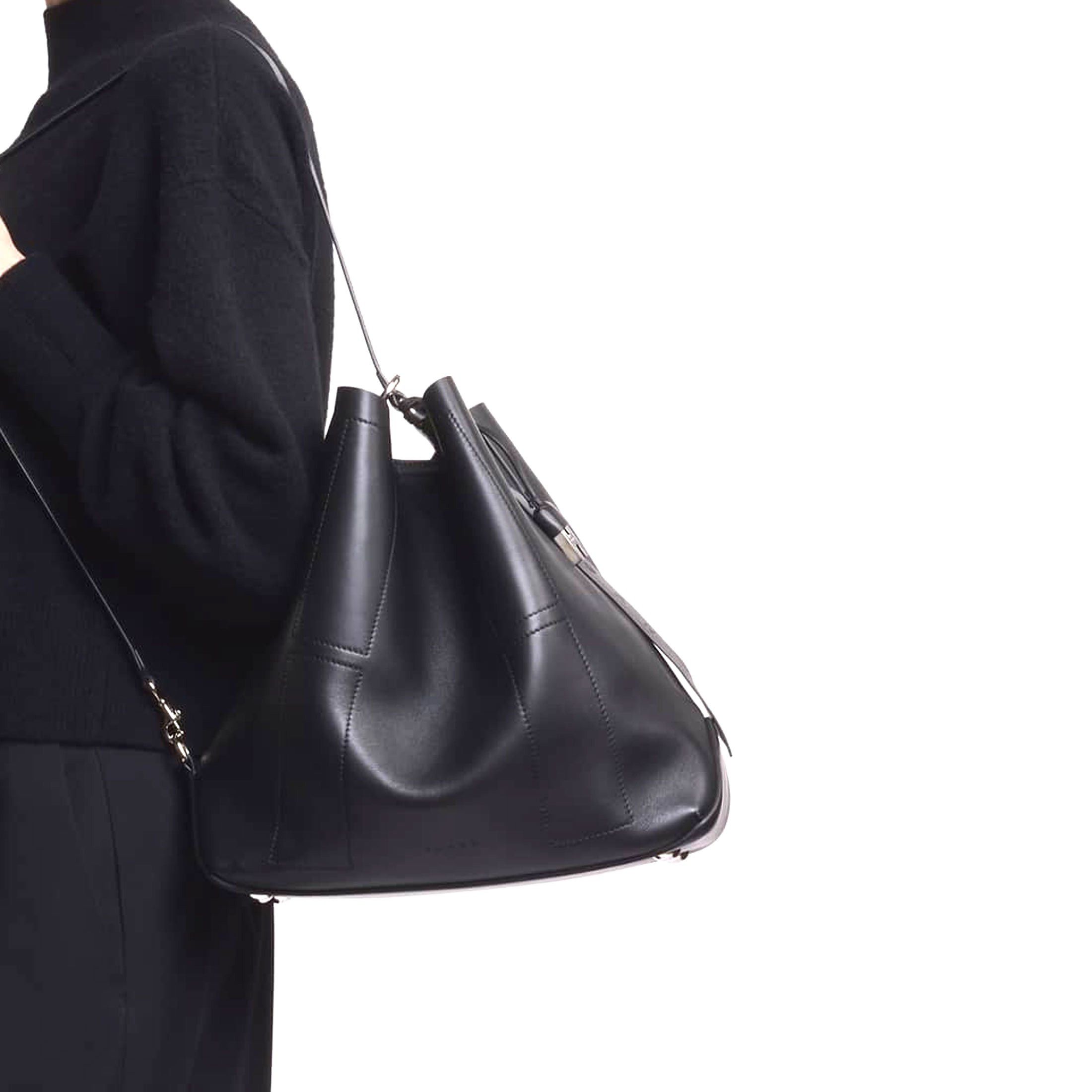 Hogan shopping h01r hobo media in pelle da donna