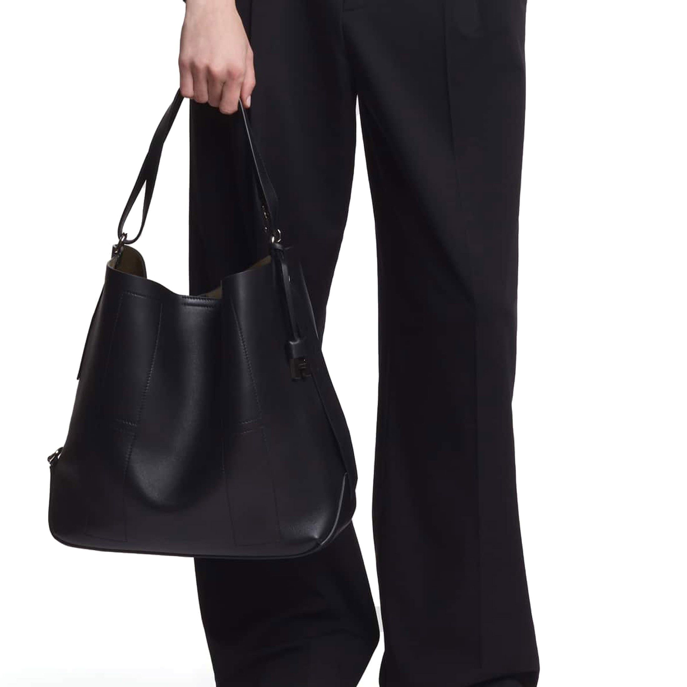 Hogan shopping h01r hobo media in pelle da donna
