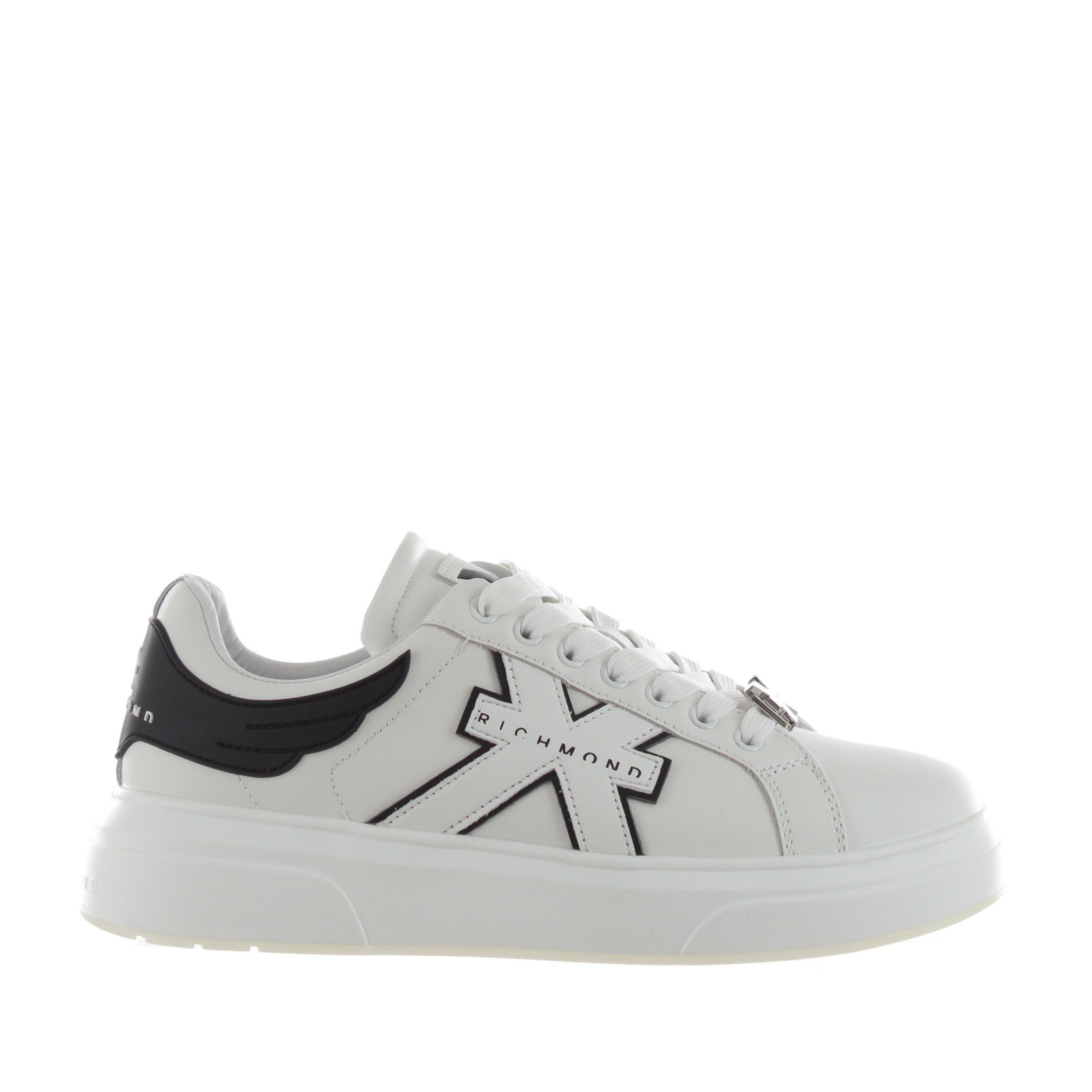 John richmond sneaker in pelle con ali decorative da uomo