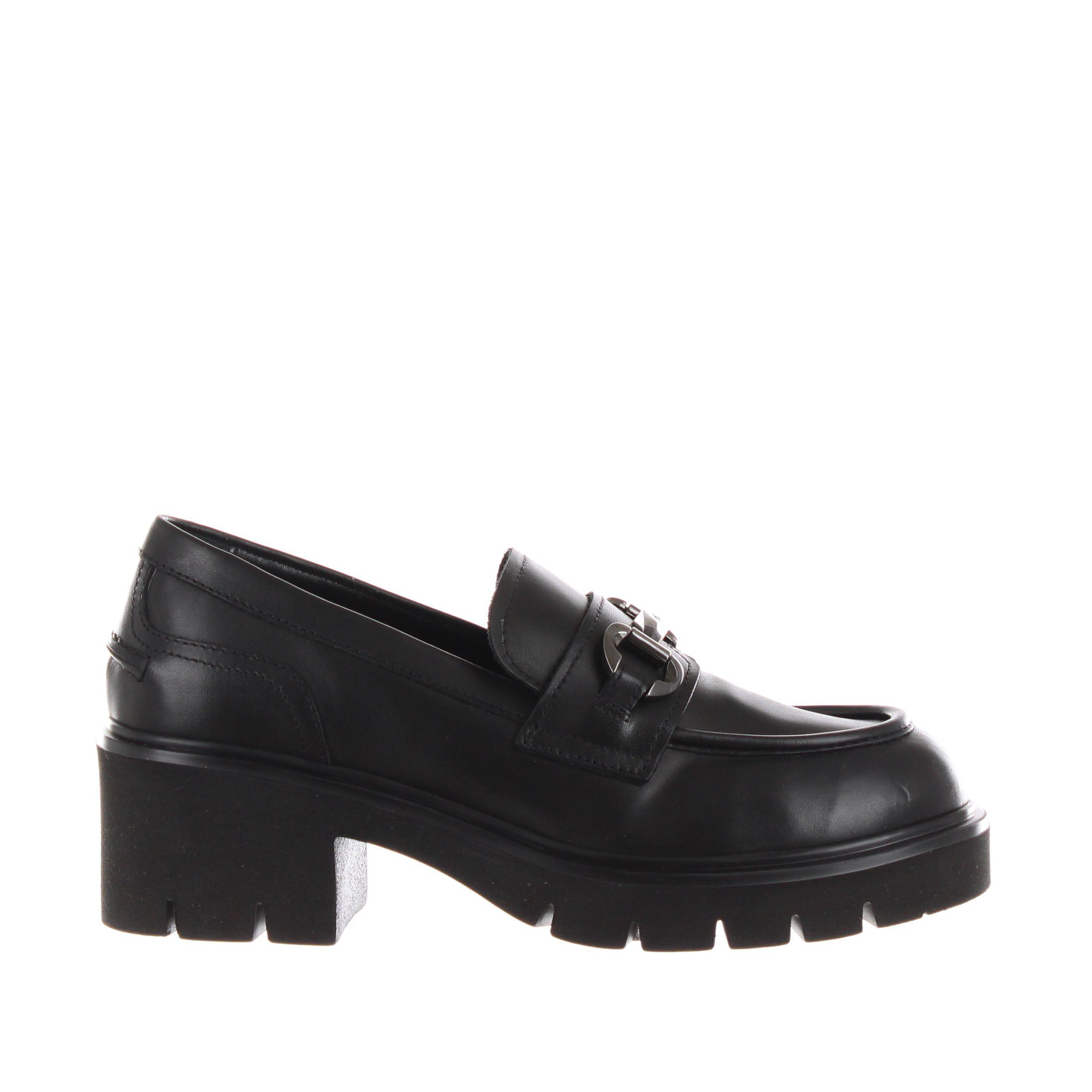 Nero giardini mocassino in pelle con fibbia metallica da donna