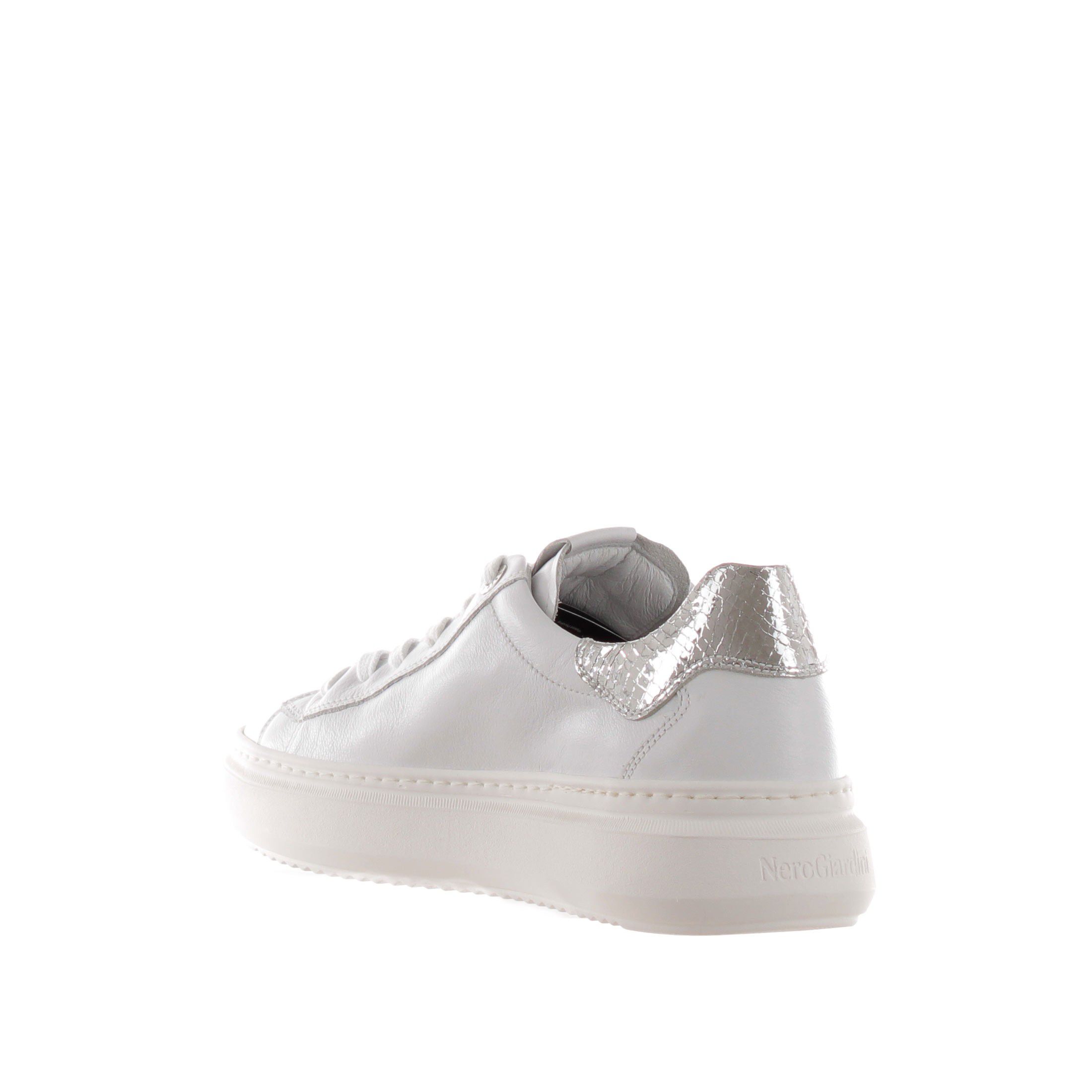 Nero giardini sneaker in pelle con dettaglio in lurex da donna