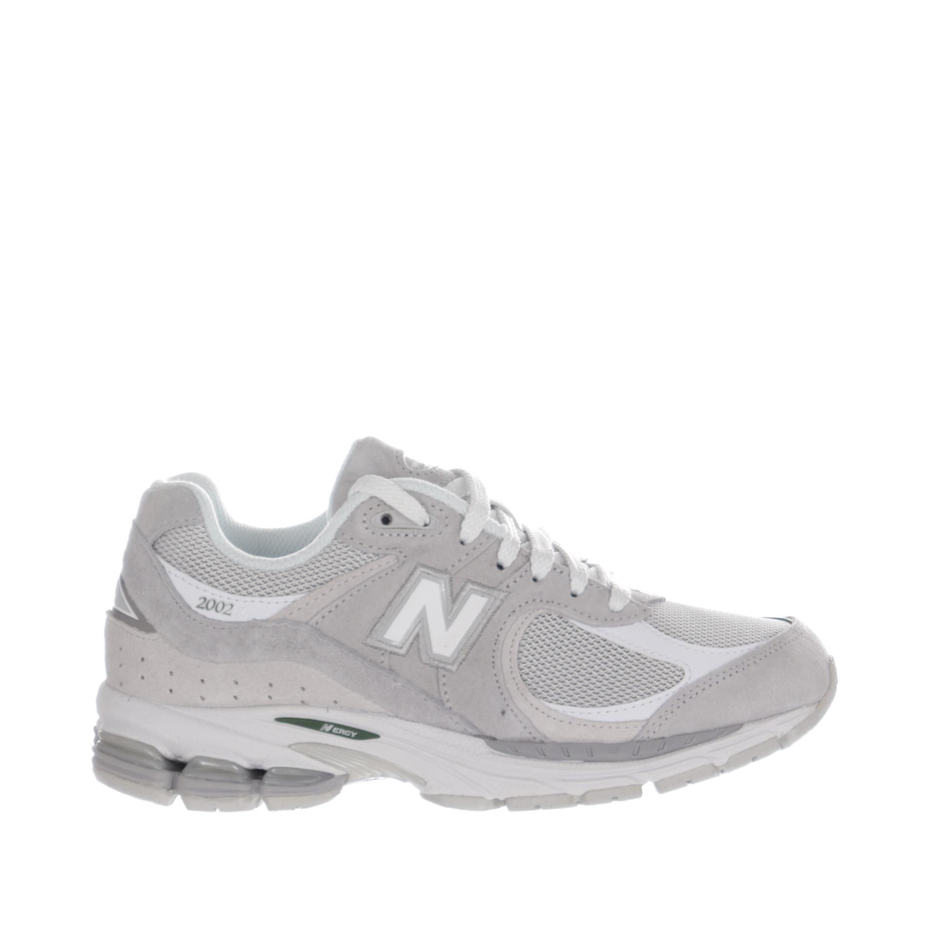 New balance sneaker 2002 in camoscio e mesh da donna