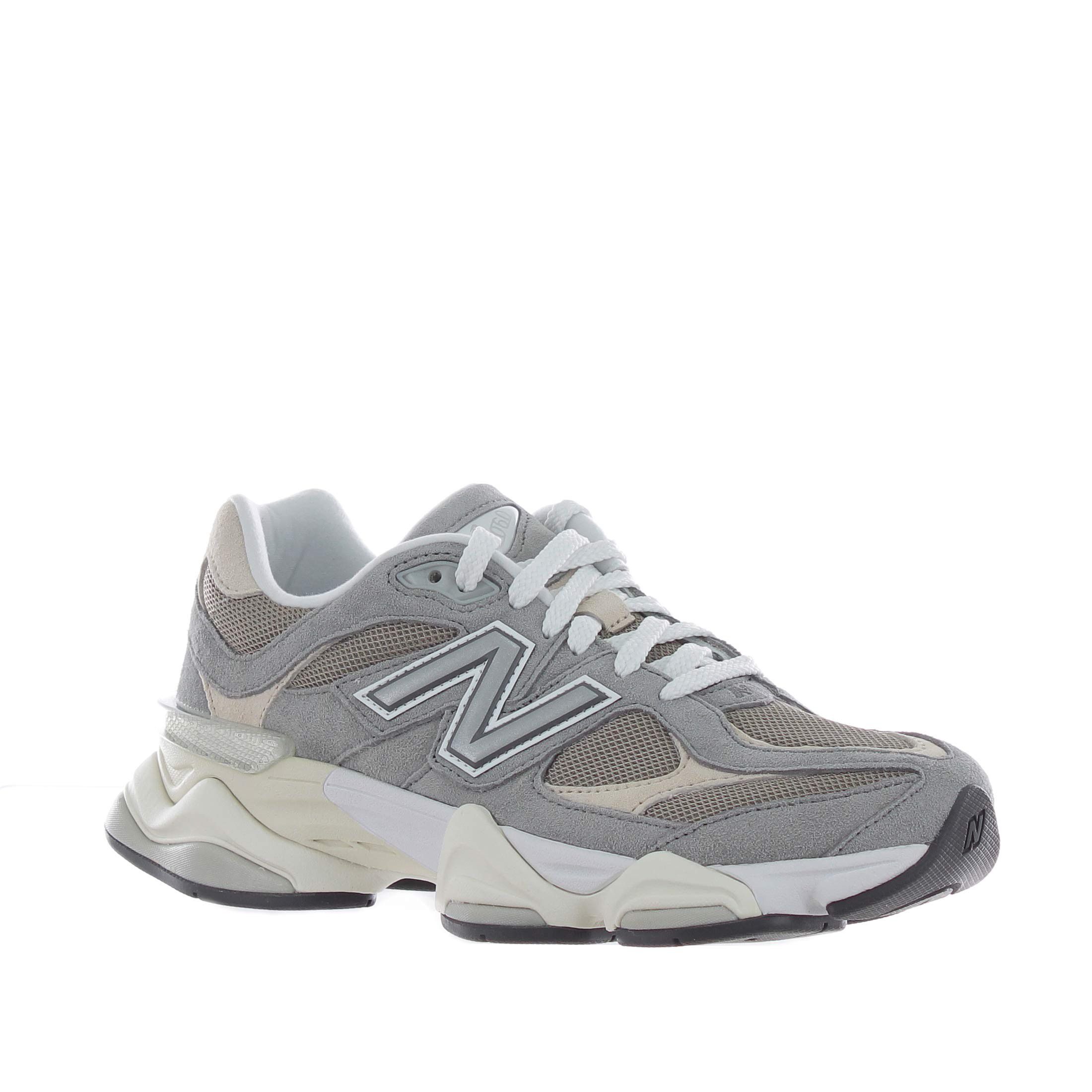 New balance sneaker 9060 in camoscio da uomo