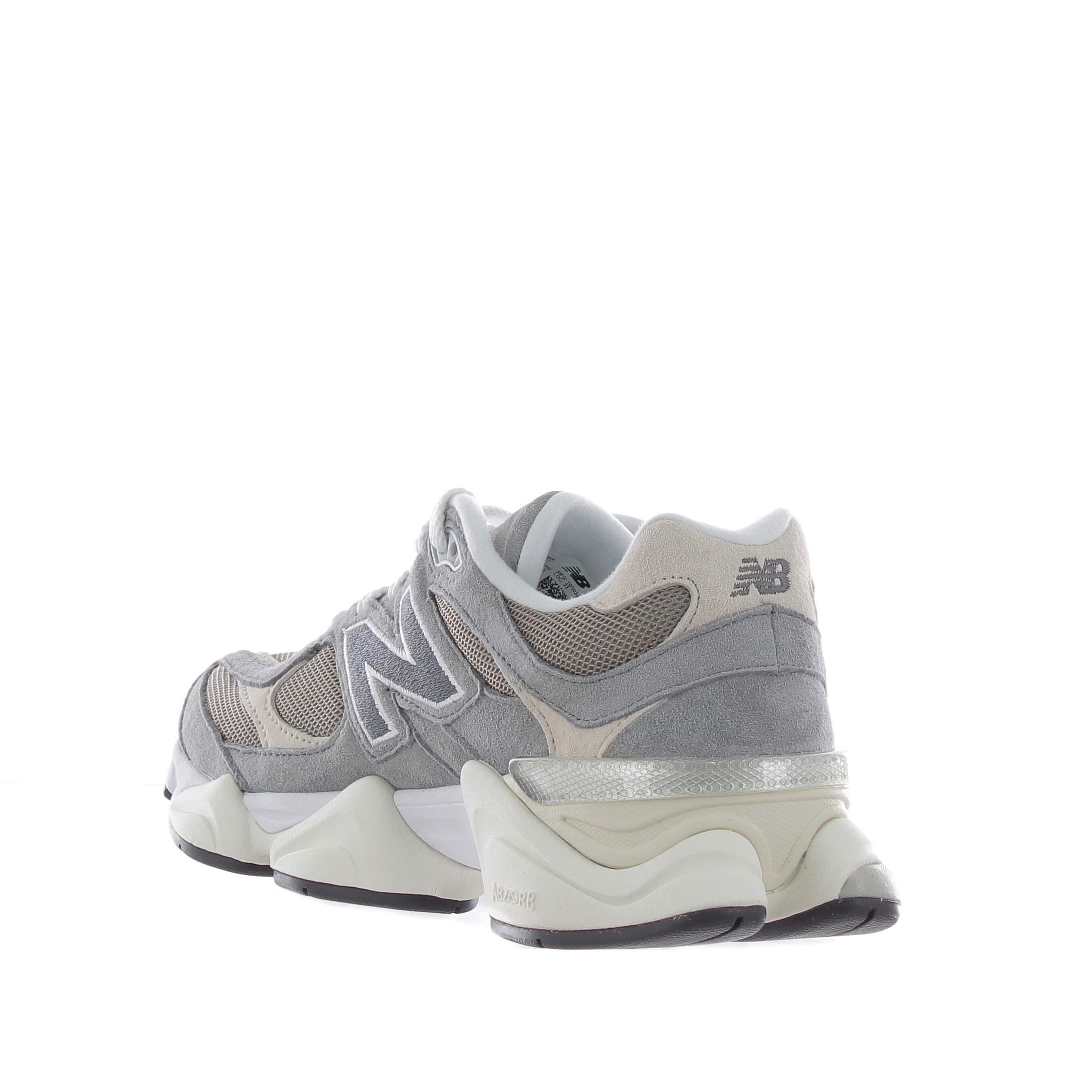 New balance sneaker 9060 in camoscio da uomo