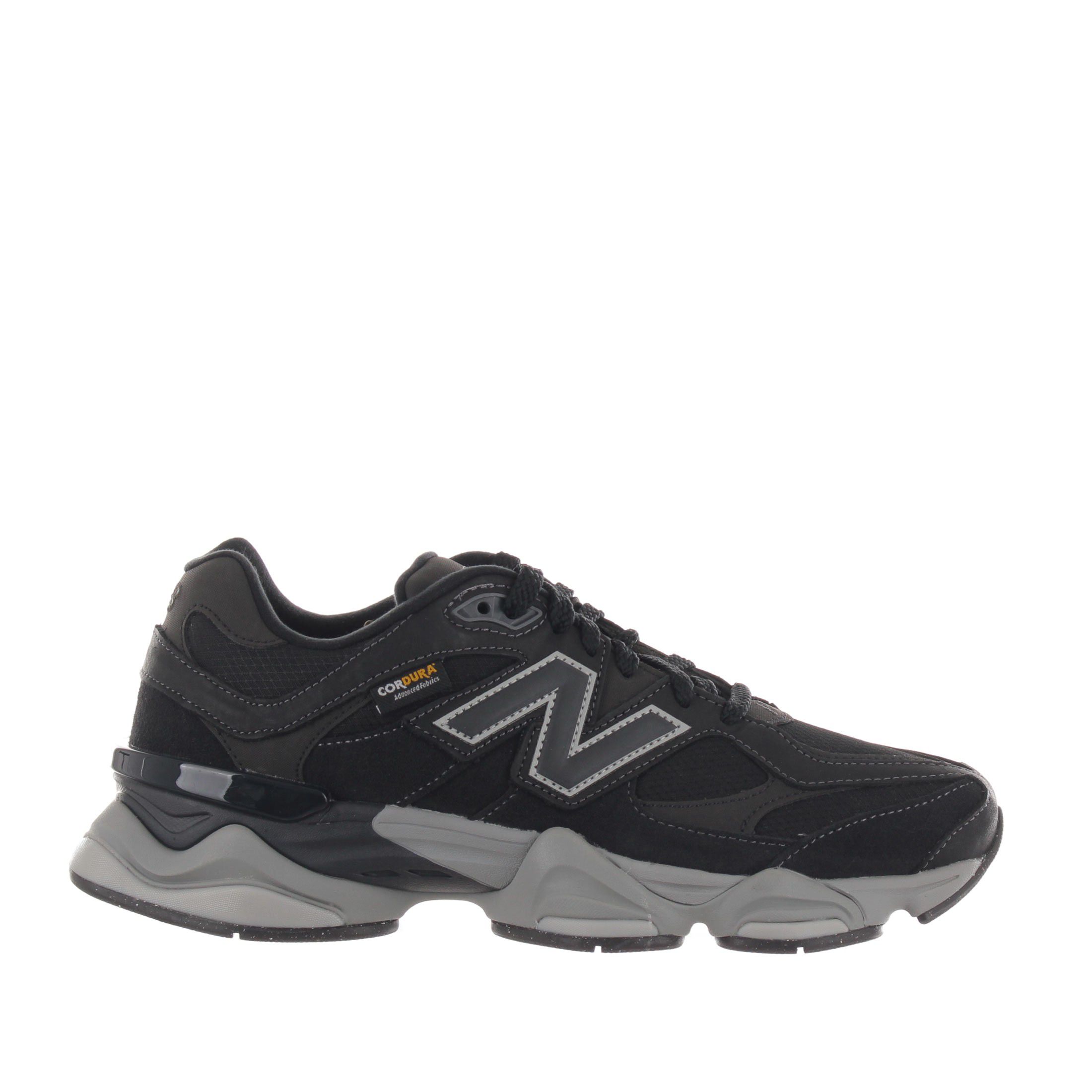 New balance sneaker 9060 in camoscio da uomo
