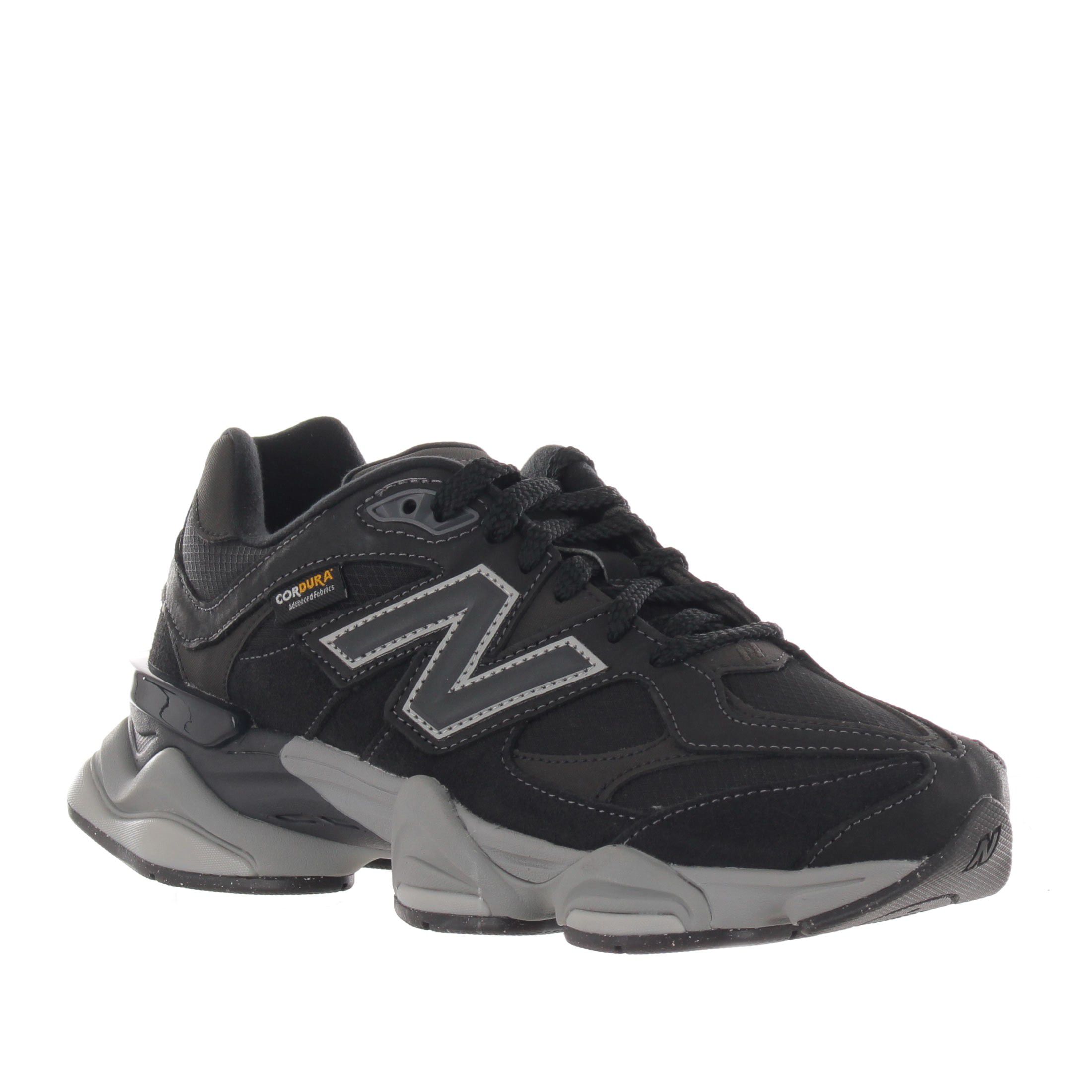 New balance sneaker 9060 in camoscio da uomo