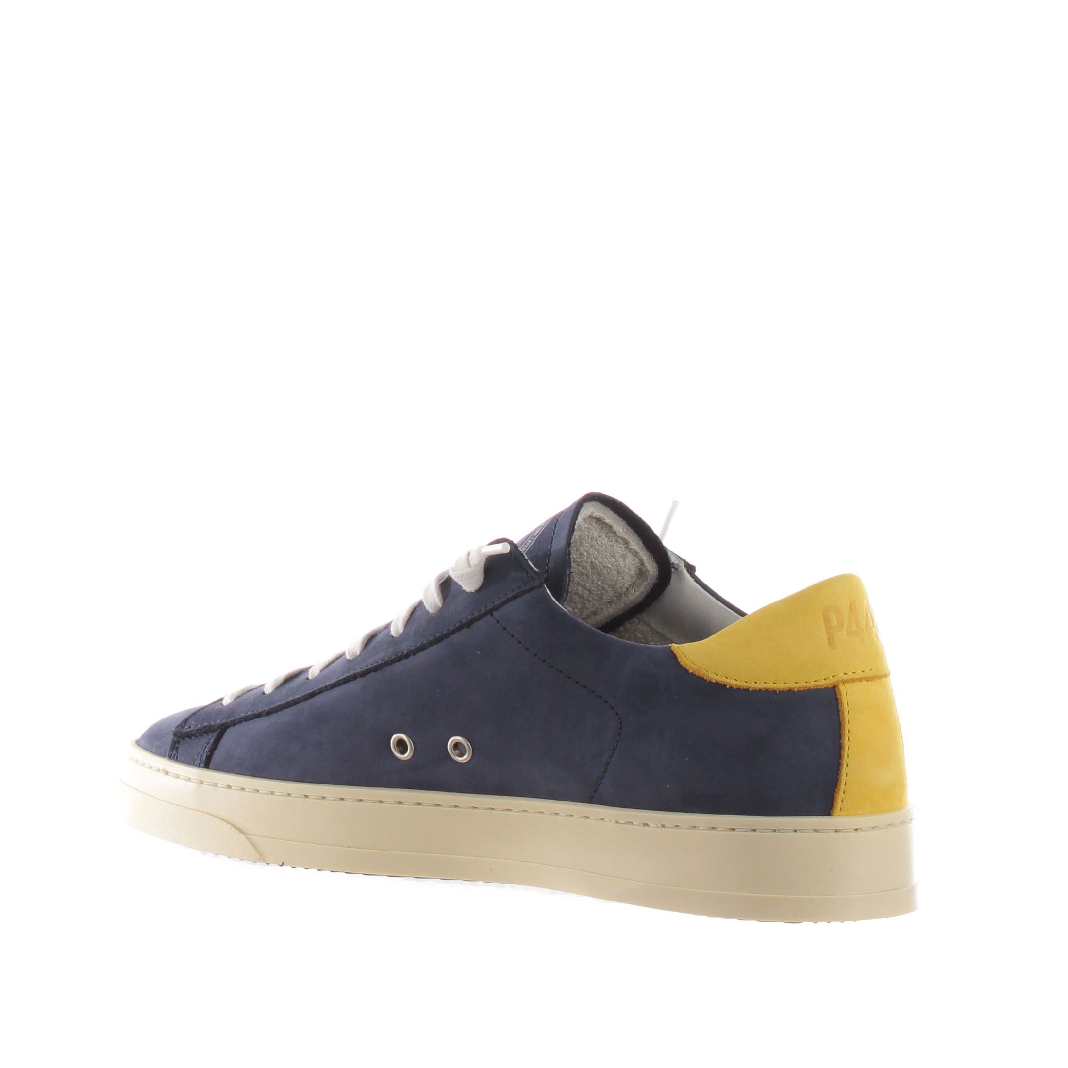 P448 sneaker in nabuk con logo traforato da uomo