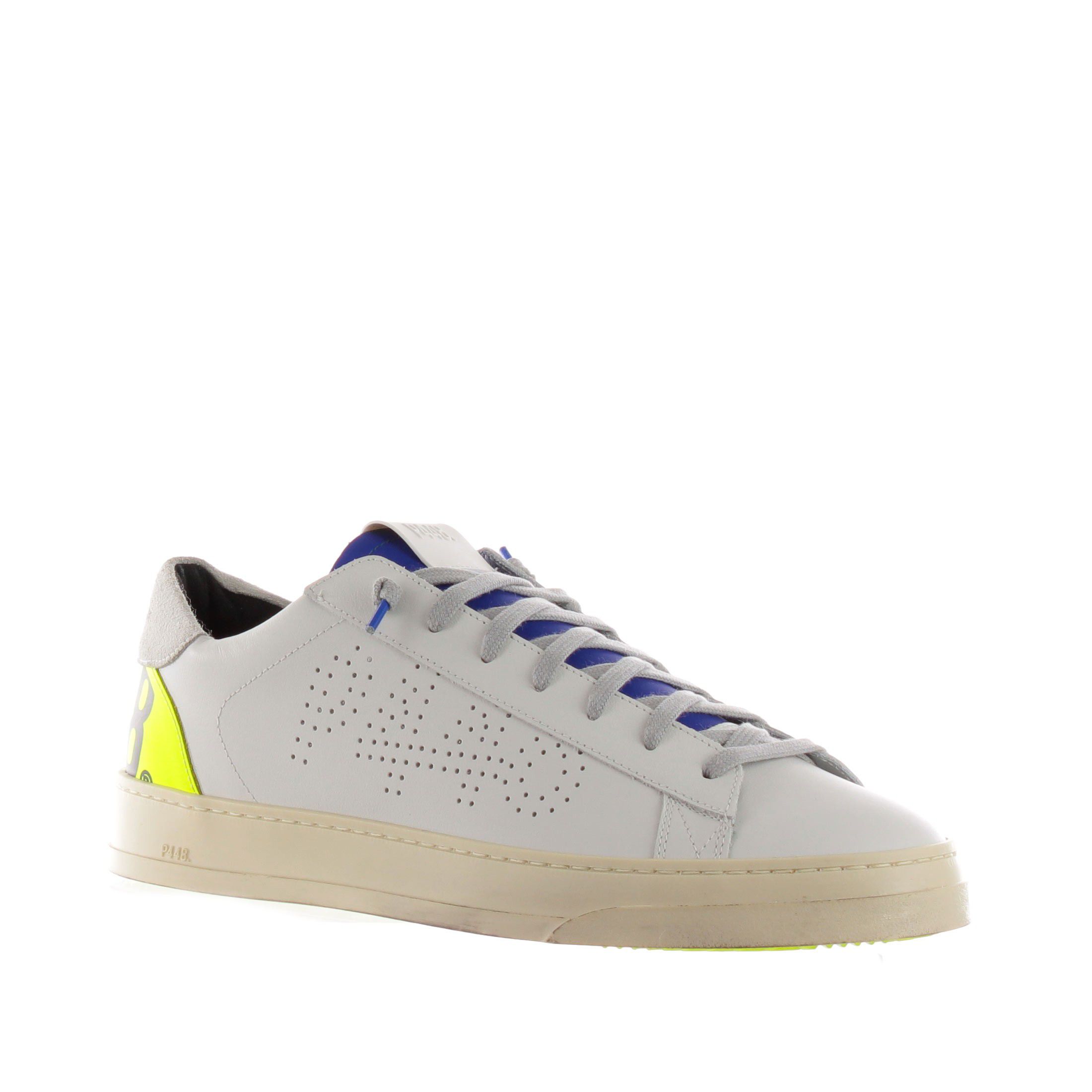 P448 sneaker in pelle con logo traforato da uomo