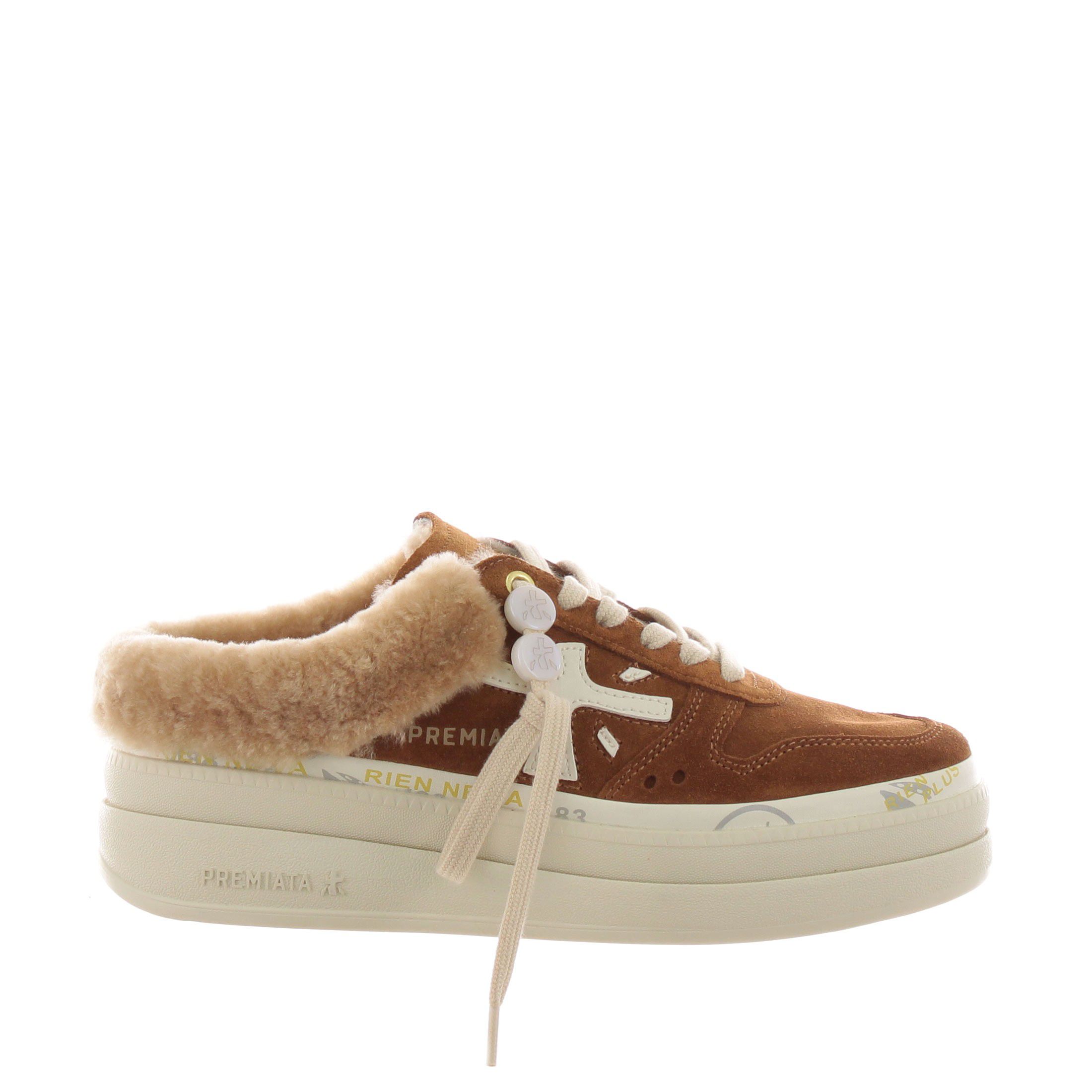 Premiata sneaker sabot in camoscio da donna