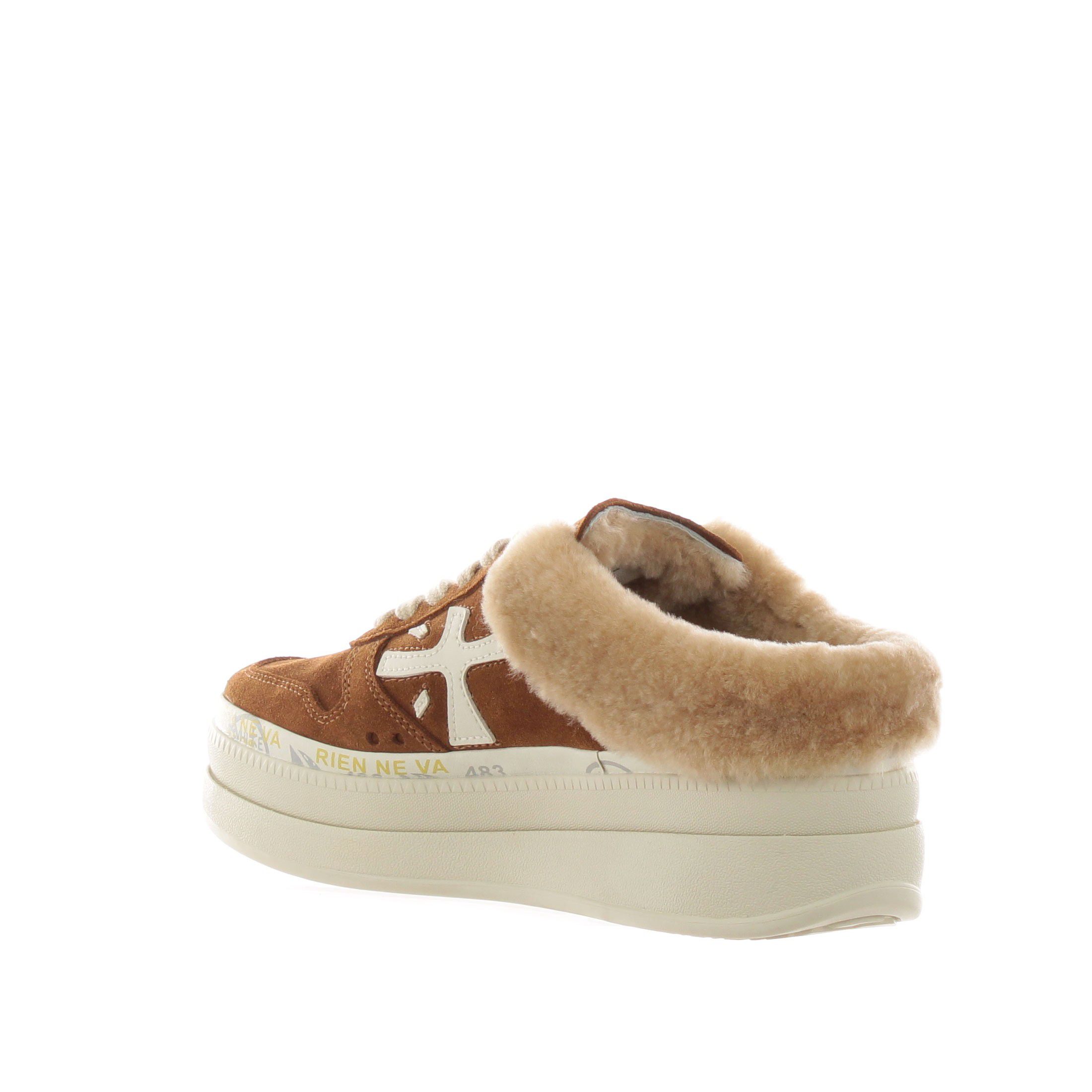 Premiata sneaker sabot in camoscio da donna