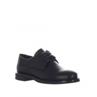 Frau stringata in pelle da donna