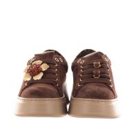Gio+ sneaker in camoscio con dettaglio gioiello da donna