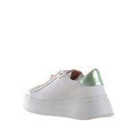 Gio+ sneaker in pelle con accessorio gioiello da donna