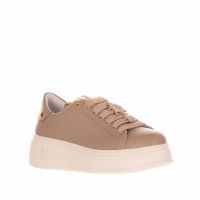 Gio+ sneaker in pelle con accessorio gioiello da donna