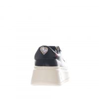 Gio+ sneaker in pelle con dettaglio gioiello da donna