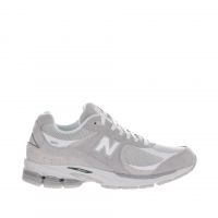 New balance sneaker 2002r in camoscio e mesh da uomo
