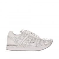 Premiata sneaker in pelle con ricami da donna