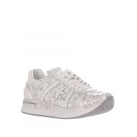 Premiata sneaker in pelle con ricami da donna