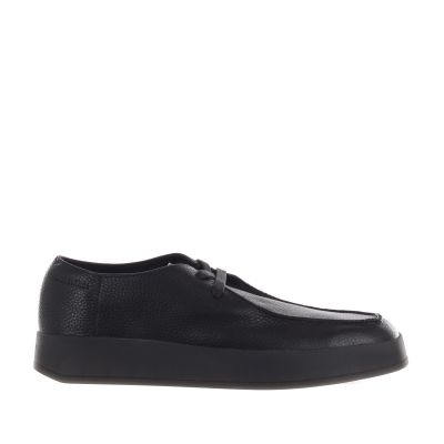 Stringata in pelle