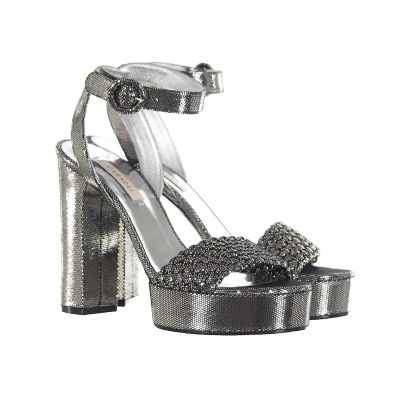 Sandalo platform tressé in pelle laminata