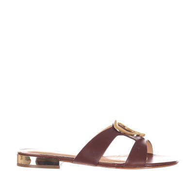 Ciabatta in pelle con accessorio metallico
