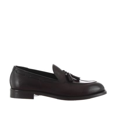 Mocassino in pelle con nappine
