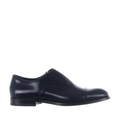 Stringata oxford in pelle con puntale