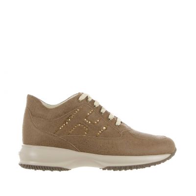 Interactive in suede spruzzato