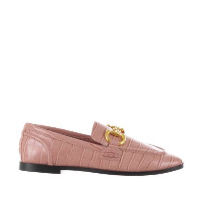 Mocassino in pelle con morsetto metallico