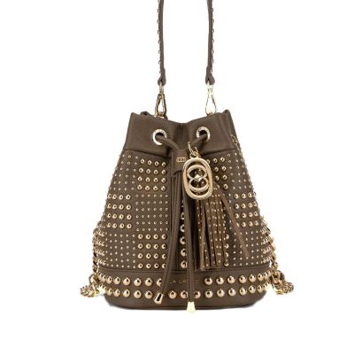 Bucket planets bucket synt