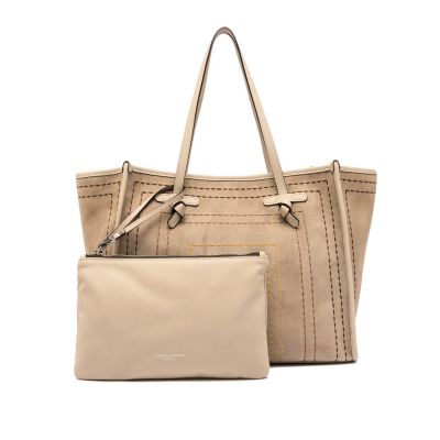 Shopping in camoscio e corda