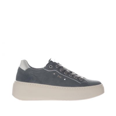 Sneaker in camoscio
