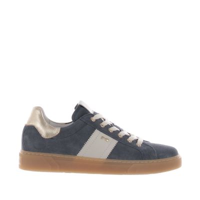 Sneaker in camoscio con fondo a cassetta