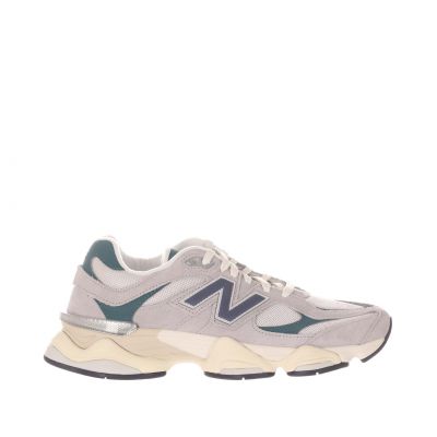 Sneaker 9060 in camoscio