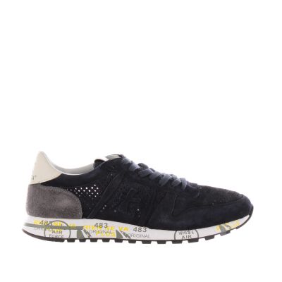 Sneaker in camoscio con tomaia traforata