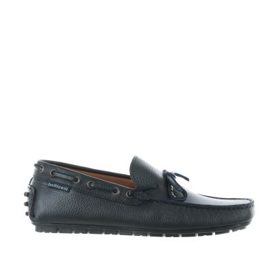 Mocassino in pelle martellata con gommini