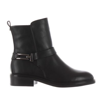 Stivaletto in pelle con fibbie