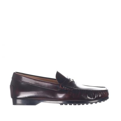 Mocassino in pelle con accessorio in metallo