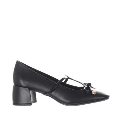 Ballerina in pelle con tacco e fiocco